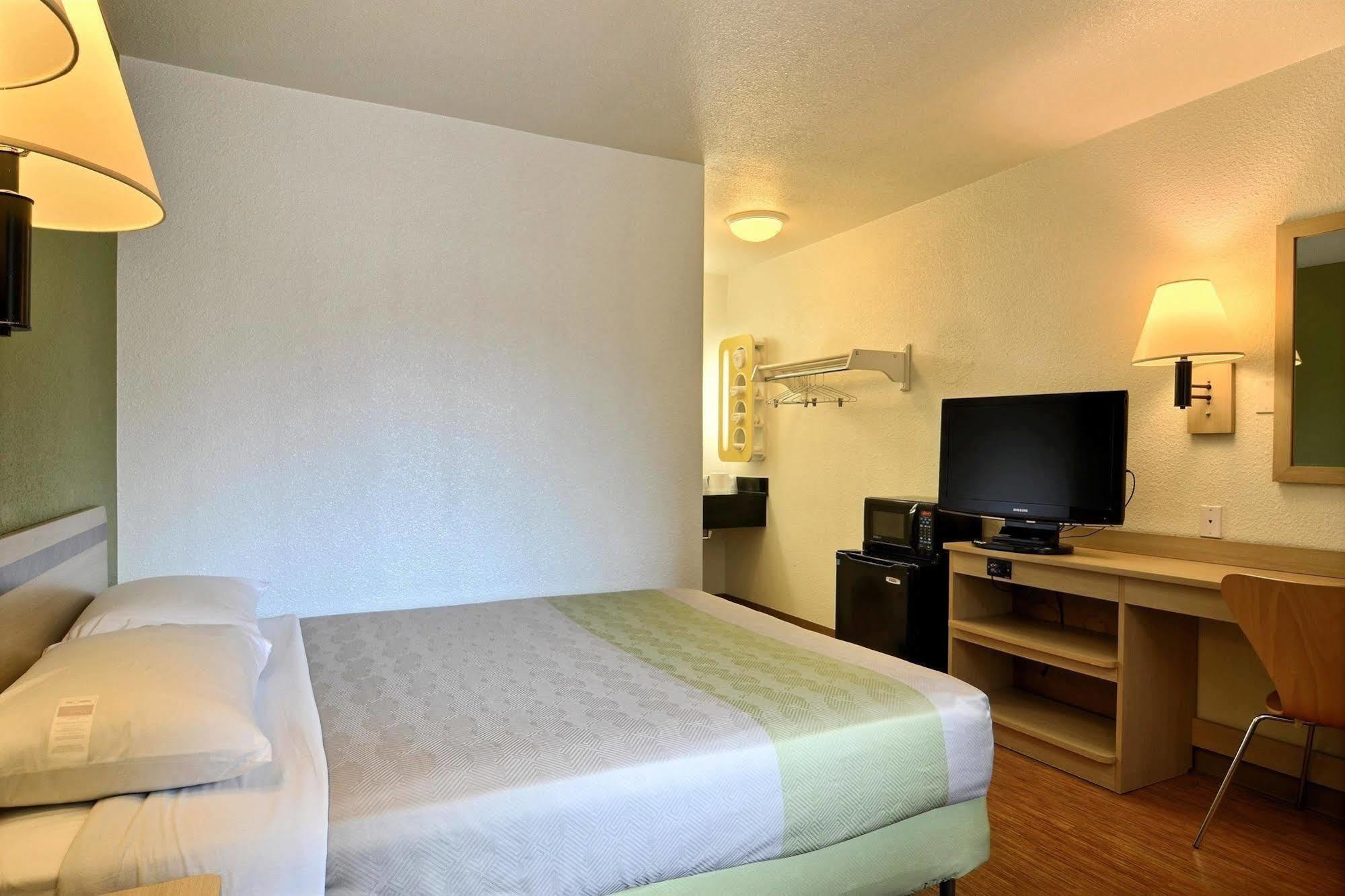 Motel 6-Tumwater, Wa - Olympia エクステリア 写真